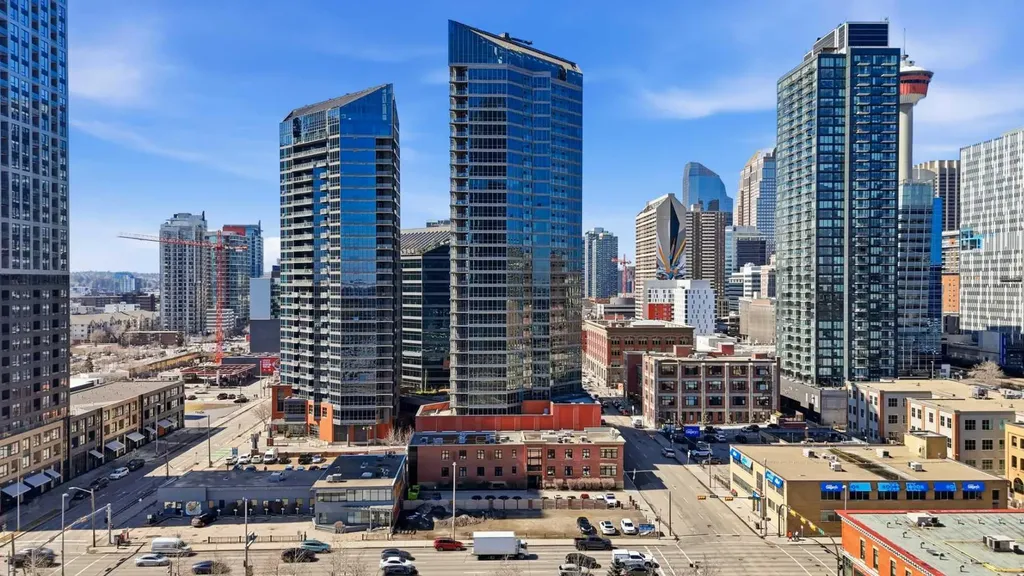 225 11 Avenue SE Calgary AB T2G 0G3