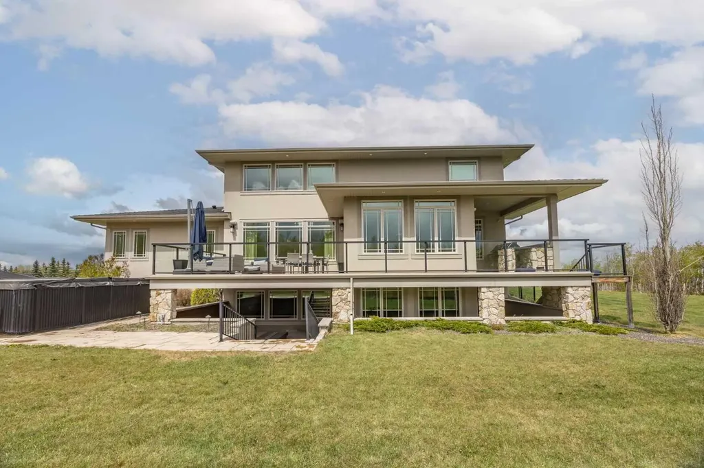 11 Mckendrick Point Rural Rocky View County AB T3H 3Z5