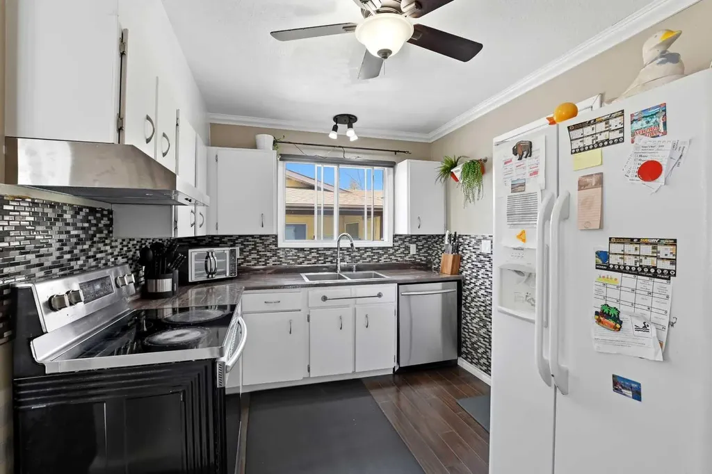 5218 Silverthorn Road Olds AB T4H 1B1