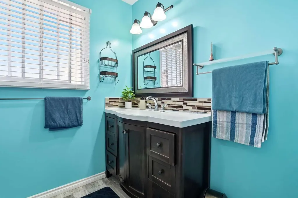 5218 Silverthorn Road Olds AB T4H 1B1