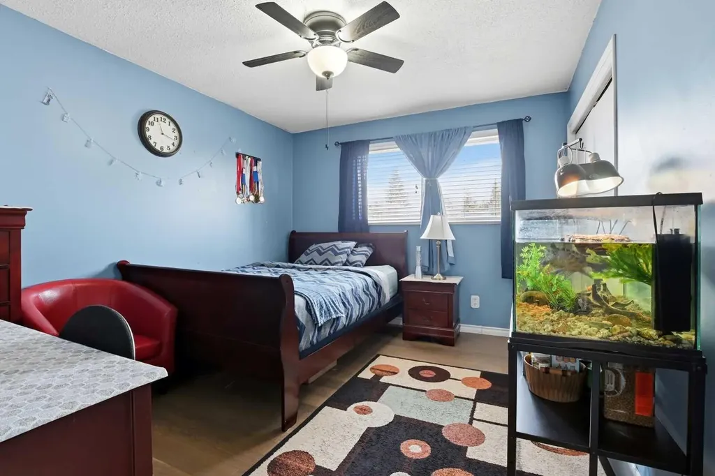 5218 Silverthorn Road Olds AB T4H 1B1