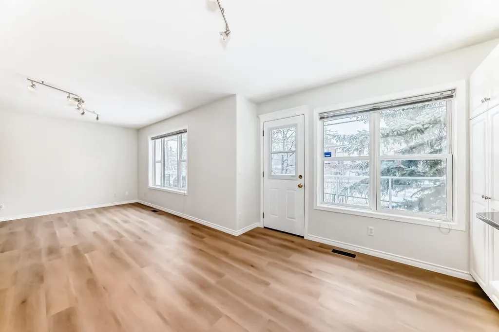 155 Prominence Heights SW Calgary AB T3H 2Z6