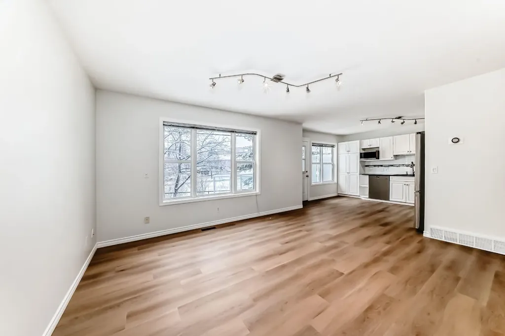 155 Prominence Heights SW Calgary AB T3H 2Z6