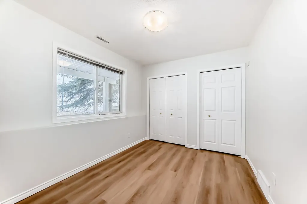 155 Prominence Heights SW Calgary AB T3H 2Z6