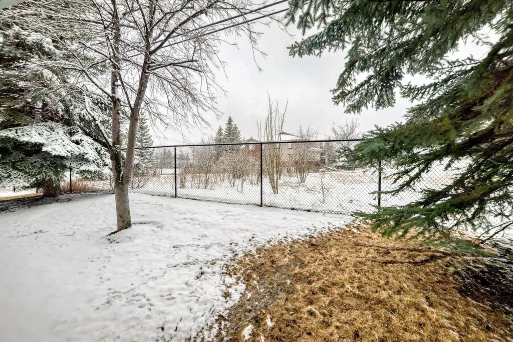 155 Prominence Heights SW Calgary AB T3H 2Z6