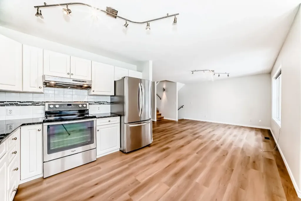 155 Prominence Heights SW Calgary AB T3H 2Z6