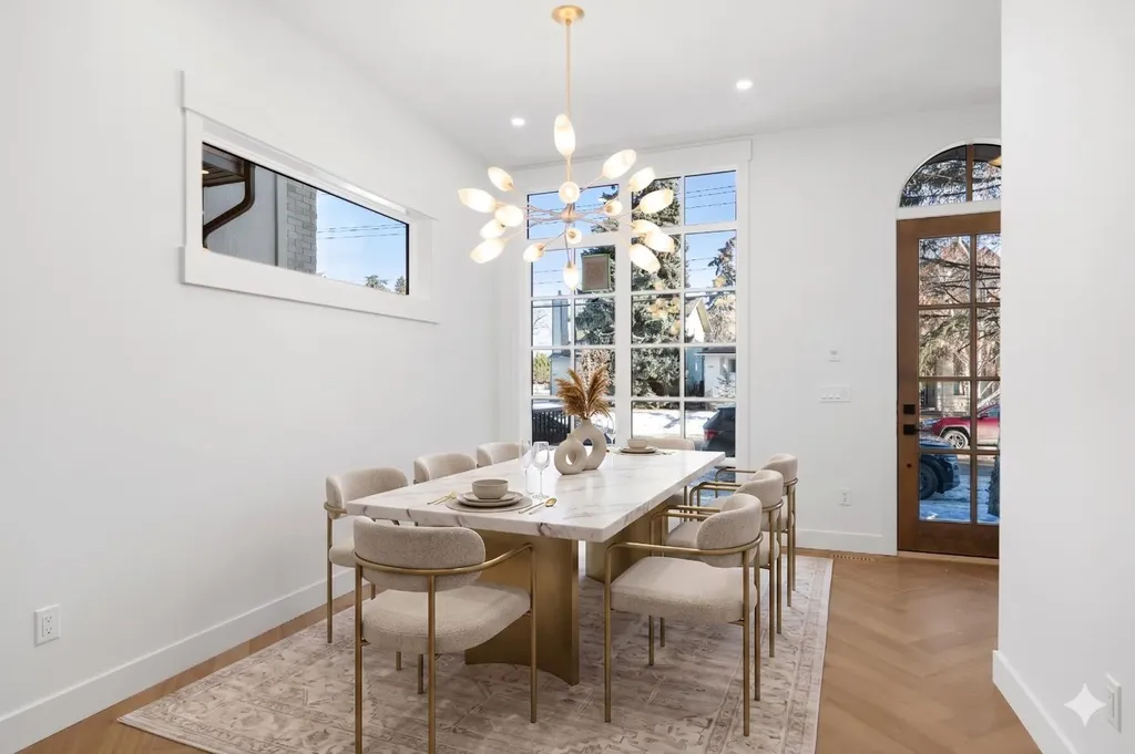 5104 21 Avenue NW Calgary AB T3B 0X4