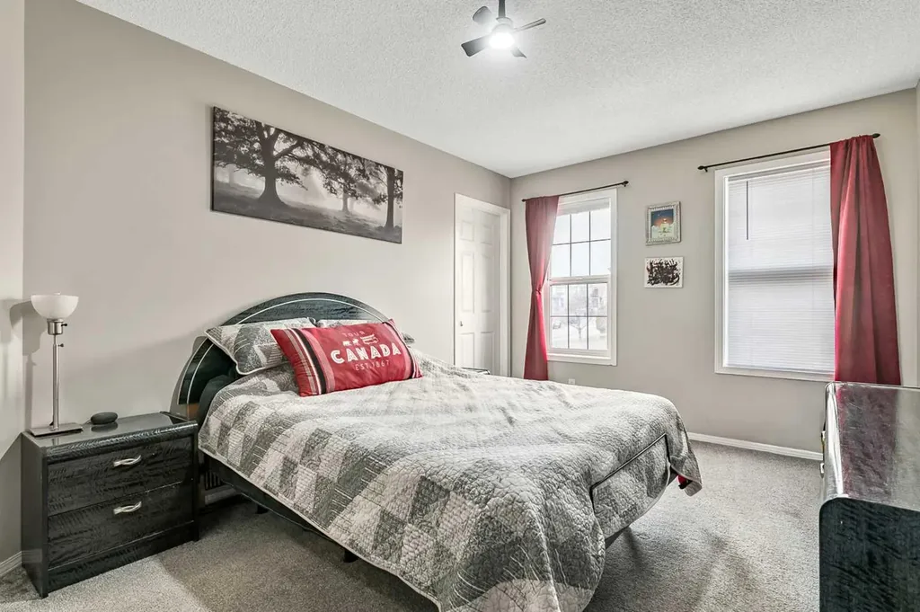 18 Copperstone Link SE Calgary AB T2Z 0J3