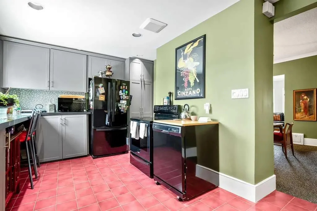 2410 16 Street SW Calgary AB T2T 4E8