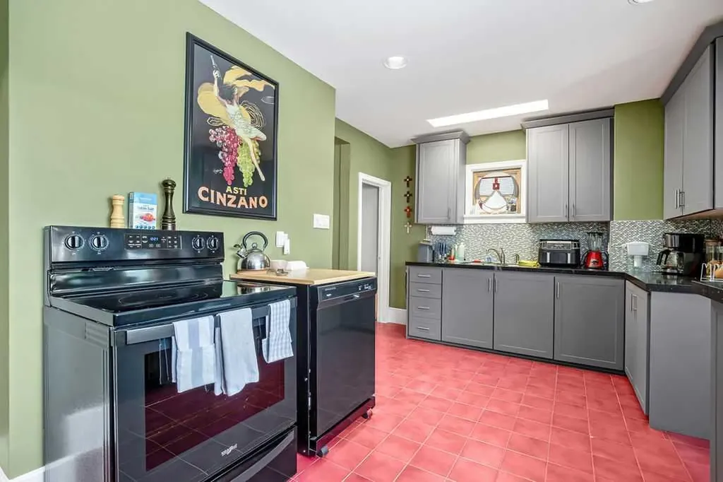 2410 16 Street SW Calgary AB T2T 4E8