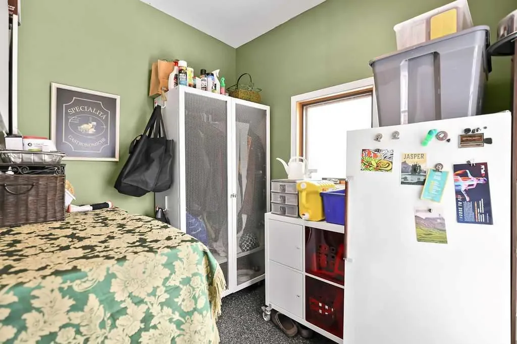 2410 16 Street SW Calgary AB T2T 4E8