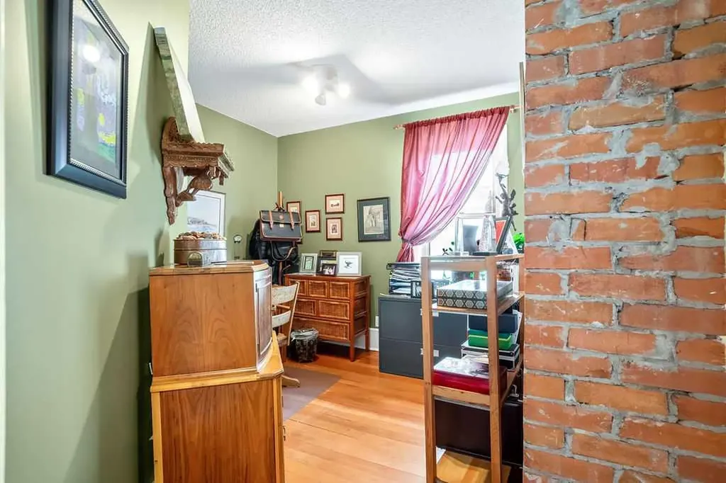 2410 16 Street SW Calgary AB T2T 4E8