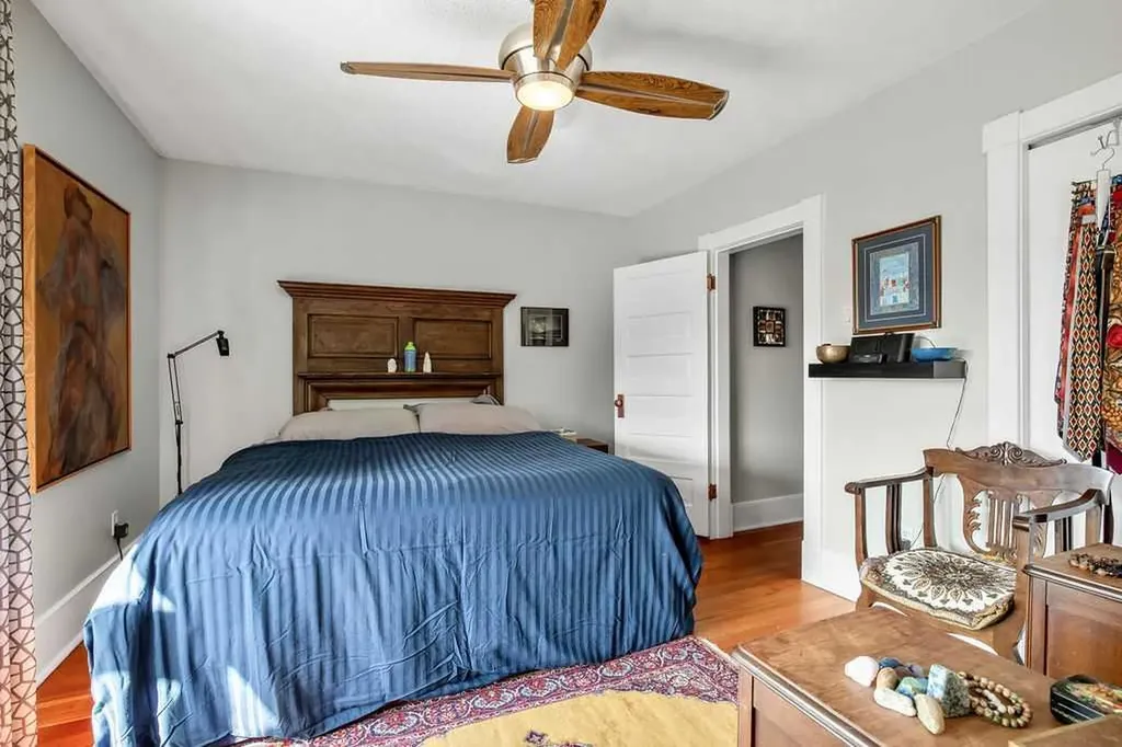 2410 16 Street SW Calgary AB T2T 4E8
