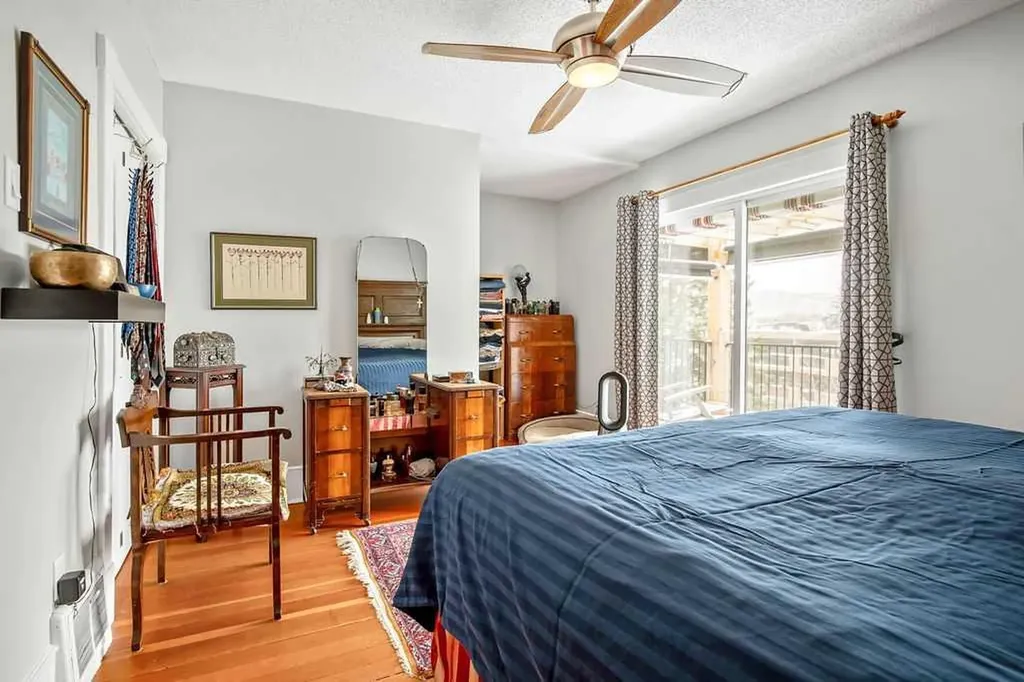 2410 16 Street SW Calgary AB T2T 4E8