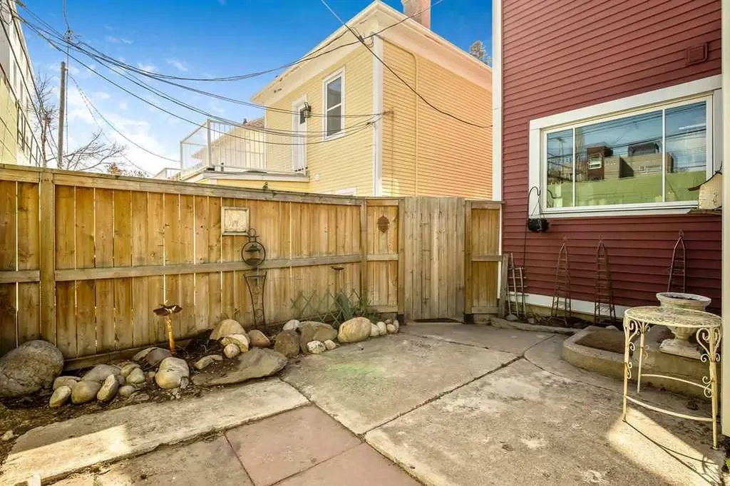 2410 16 Street SW Calgary AB T2T 4E8