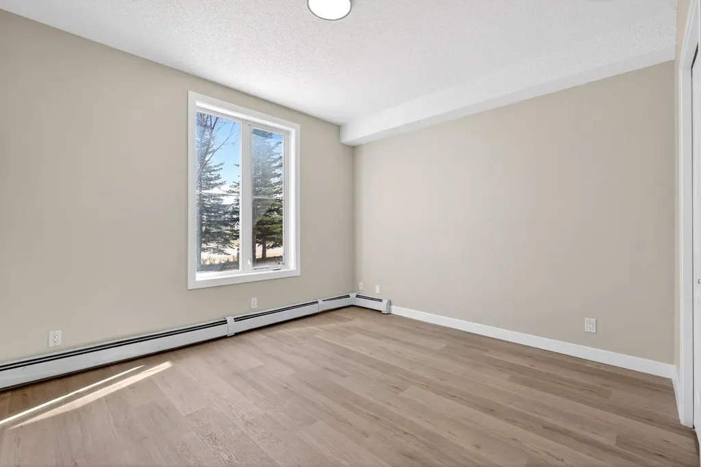 333 Taravista Drive NE Calgary AB T3J 0H4