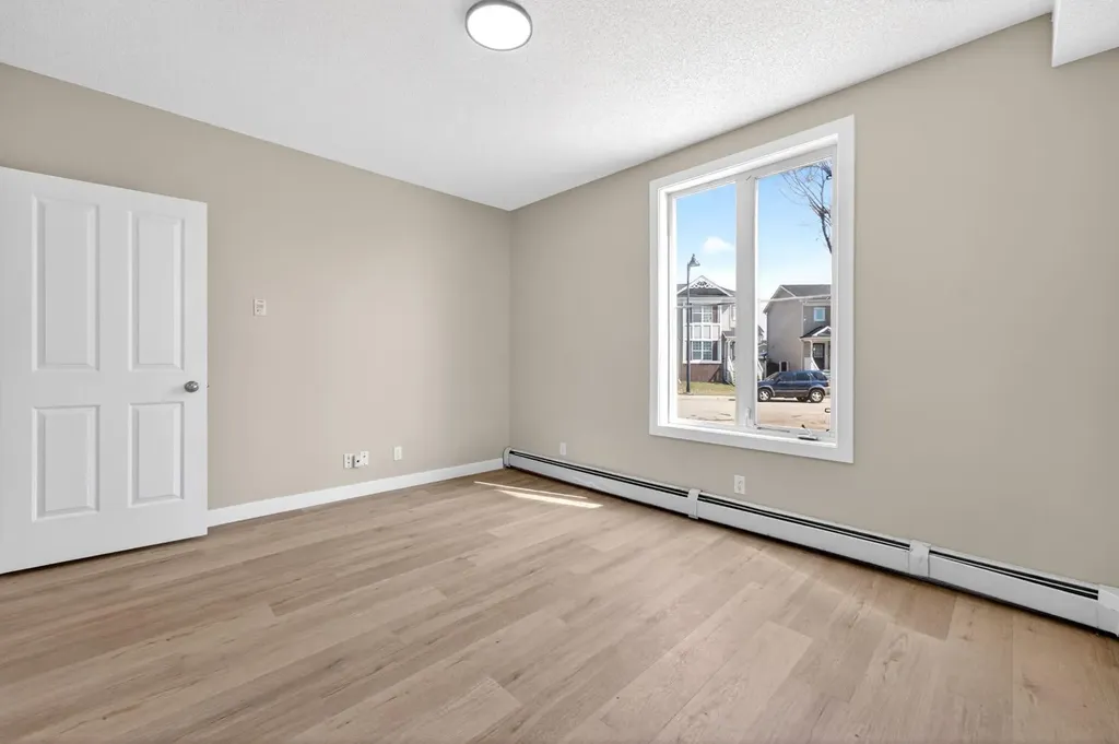 333 Taravista Drive NE Calgary AB T3J 0H4