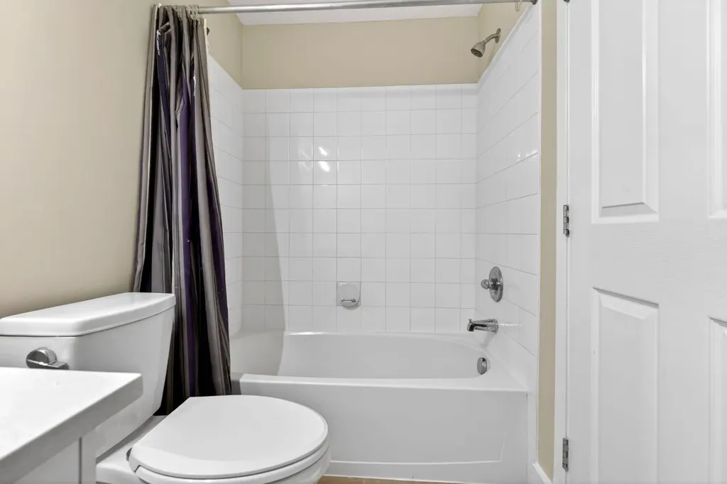 333 Taravista Drive NE Calgary AB T3J 0H4