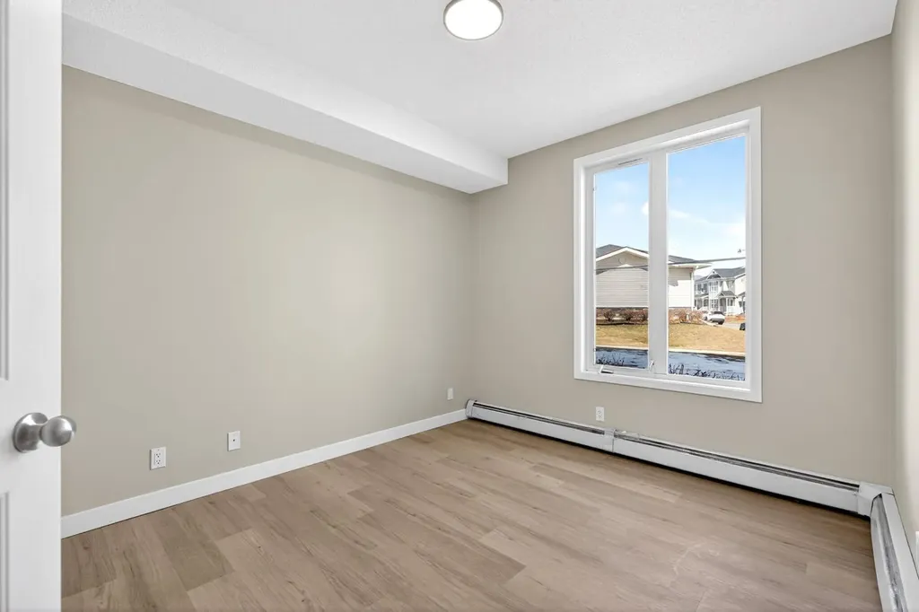 333 Taravista Drive NE Calgary AB T3J 0H4