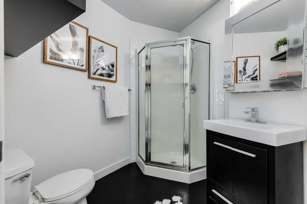 1212 13 Street SE Calgary AB T2G 5R3