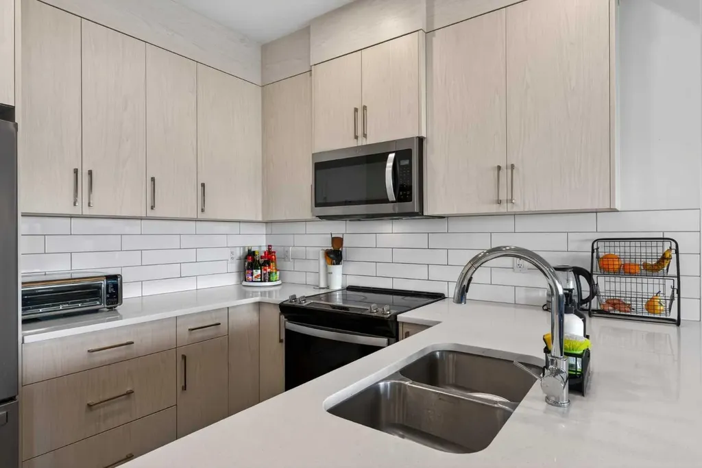 116 Crestridge Common SW Calgary AB T3B 6J5
