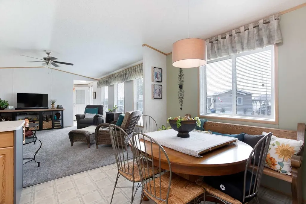 99 Arbour Lake Road NW Calgary AB T3G 4E4