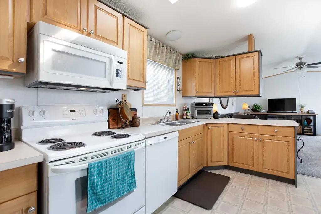 99 Arbour Lake Road NW Calgary AB T3G 4E4