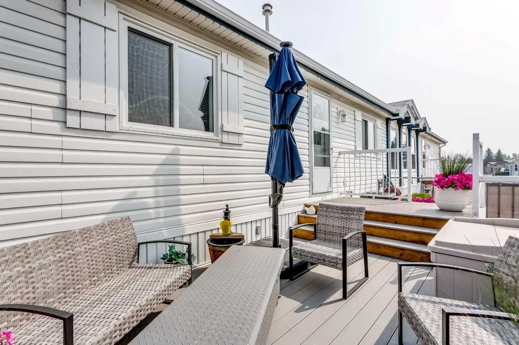 99 Arbour Lake Road NW Calgary AB T3G 4E4