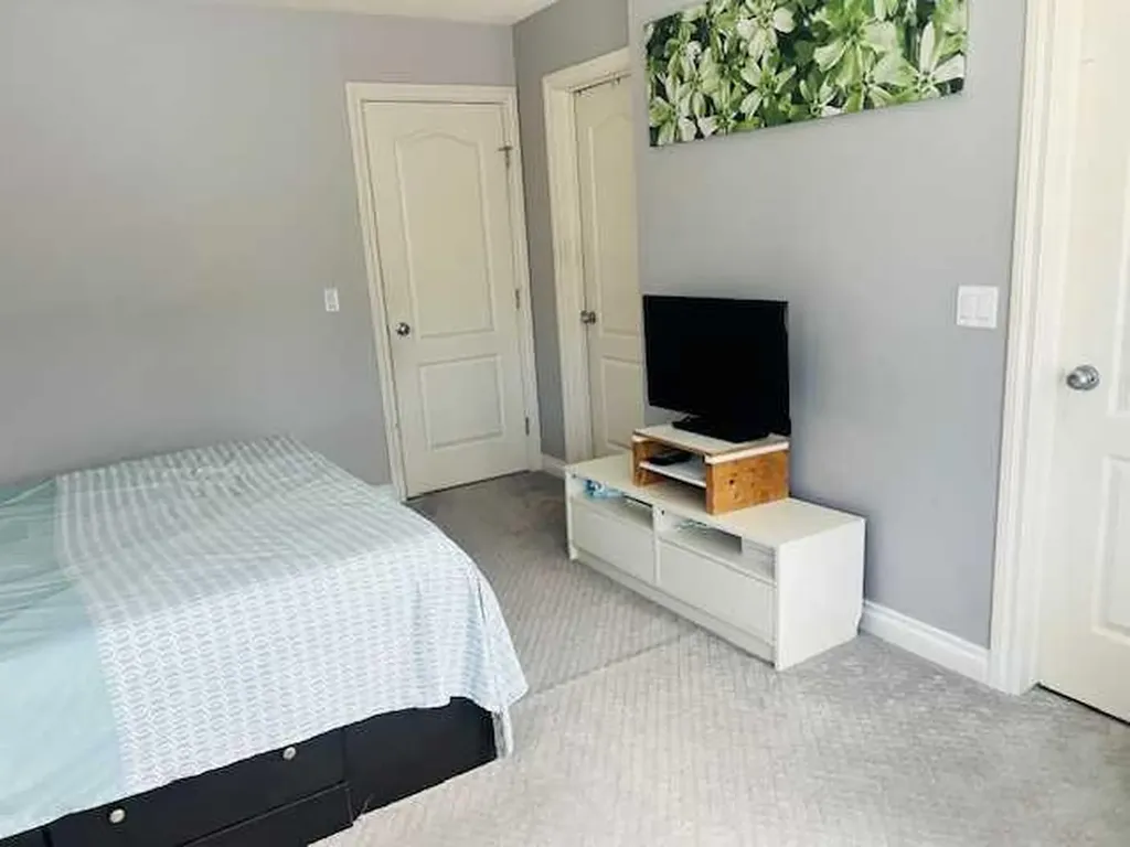 125 Saddlebrook Circle NE Calgary AB T3J0K4