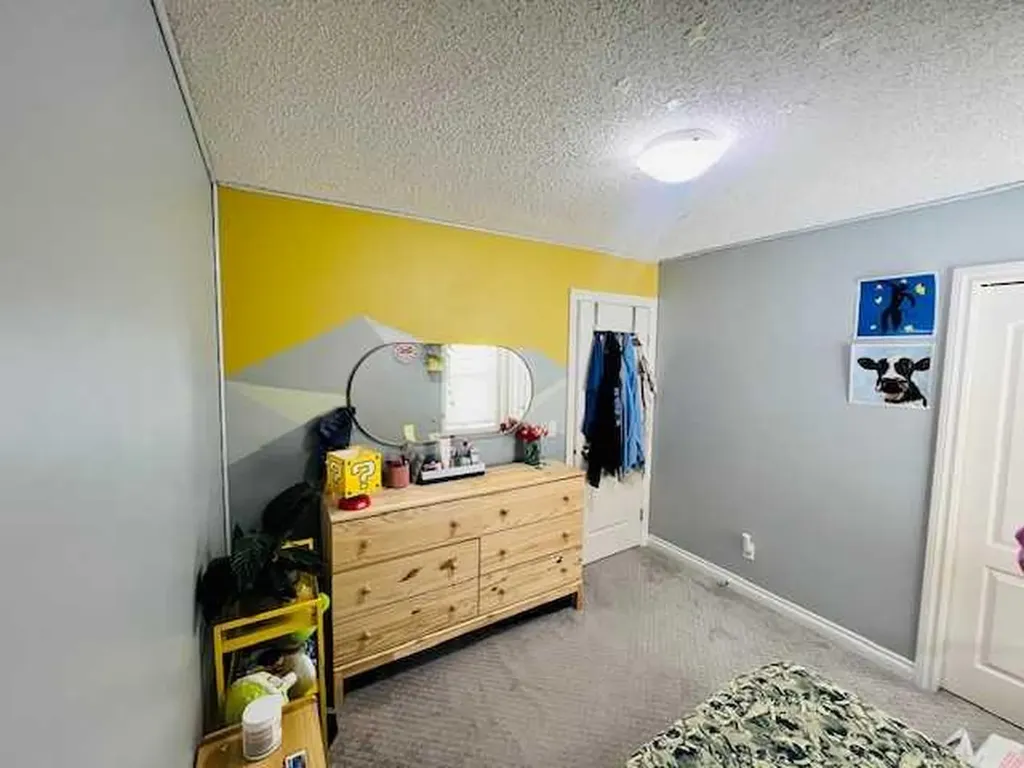 125 Saddlebrook Circle NE Calgary AB T3J0K4