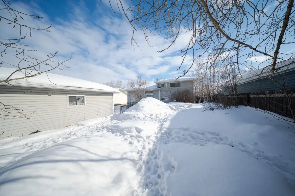 453 Signal Road Fort Mcmurray AB T9H 3W6