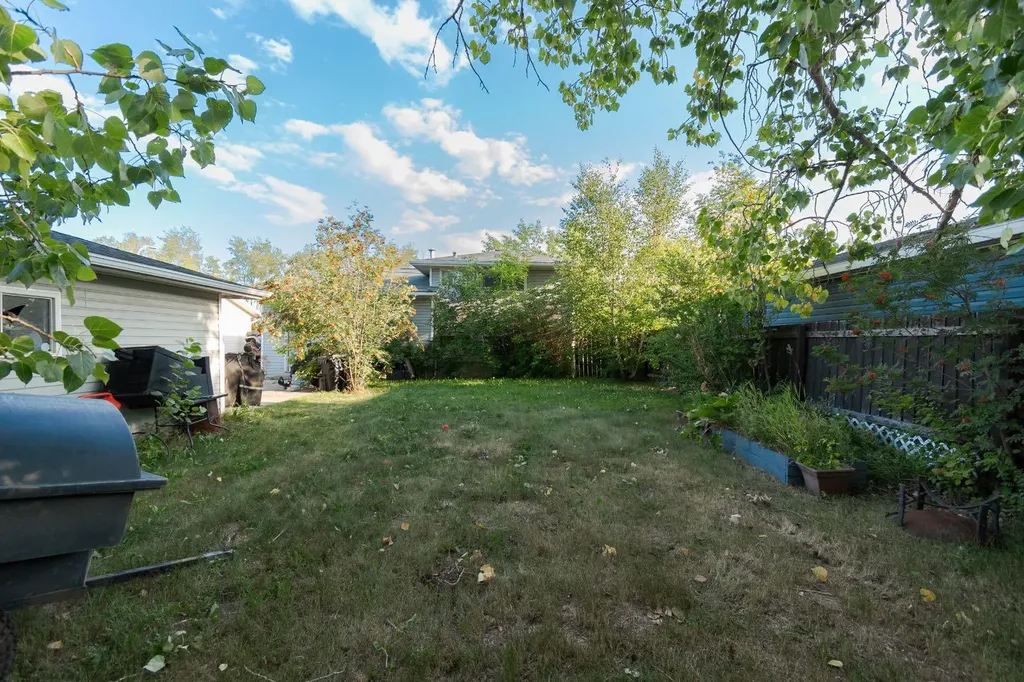 453 Signal Road Fort Mcmurray AB T9H 3W6