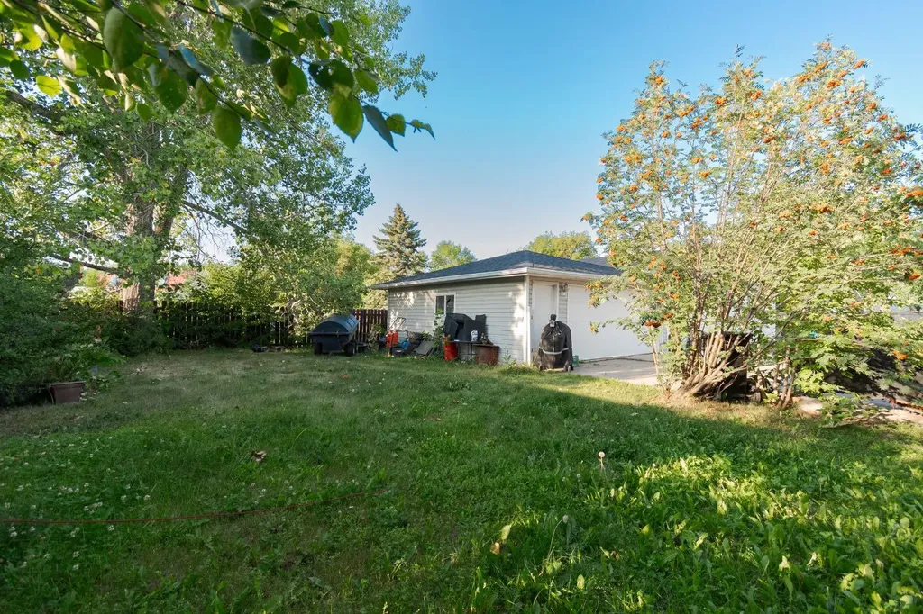 453 Signal Road Fort Mcmurray AB T9H 3W6