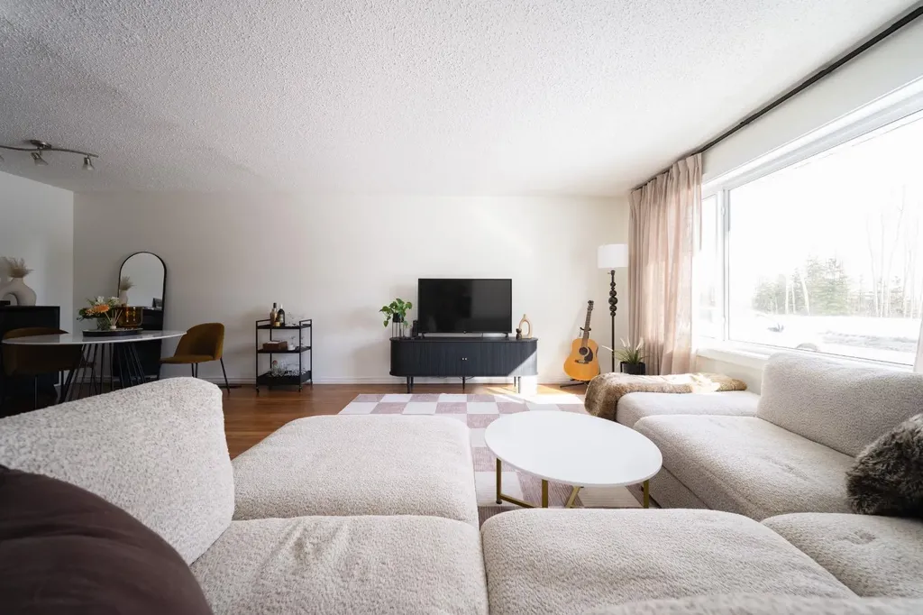 453 Signal Road Fort Mcmurray AB T9H 3W6