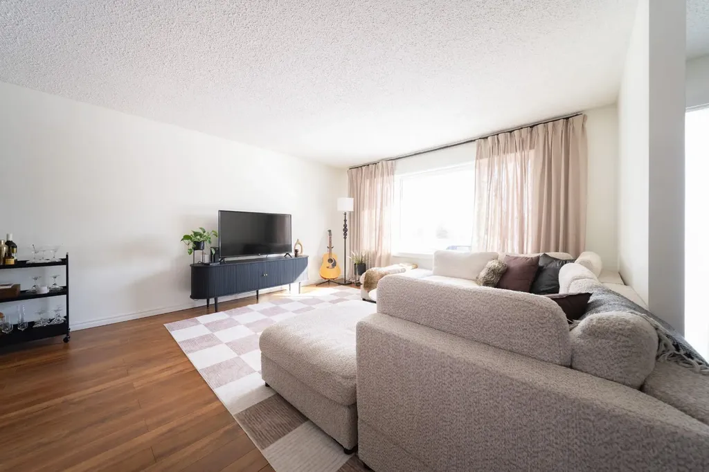 453 Signal Road Fort Mcmurray AB T9H 3W6