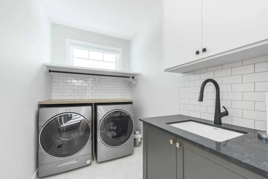 181 Amblehurst Rise NW Calgary AB T3P 2A1