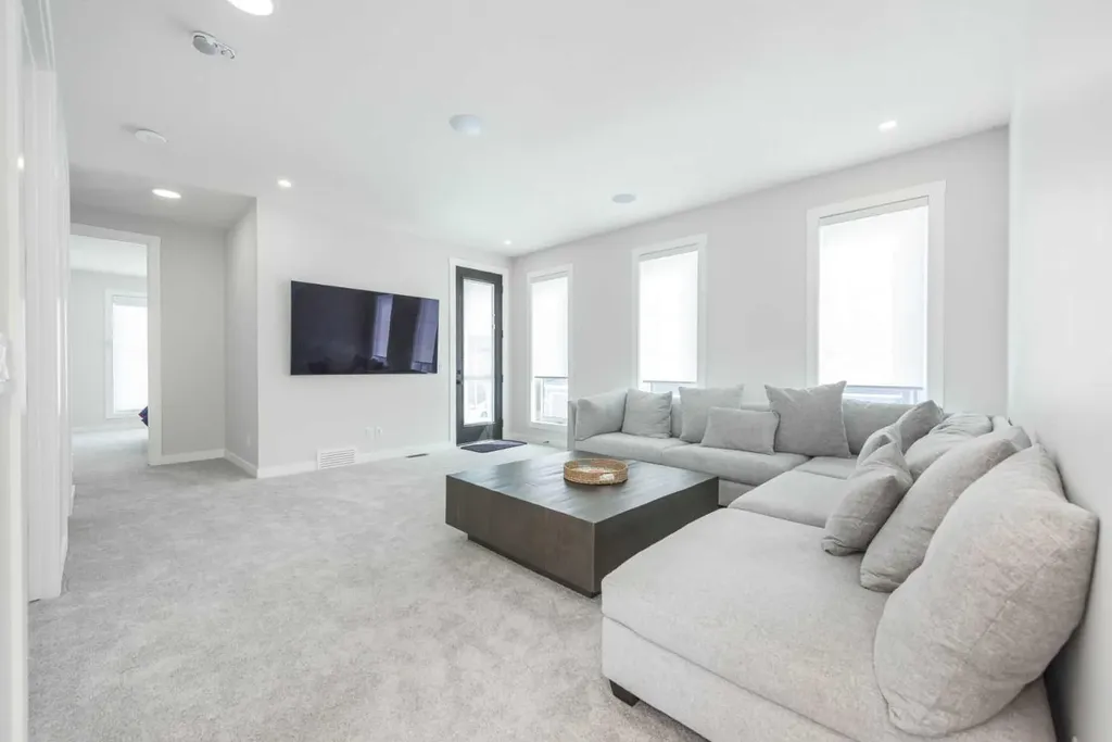 181 Amblehurst Rise NW Calgary AB T3P 2A1