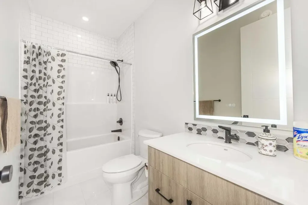 181 Amblehurst Rise NW Calgary AB T3P 2A1