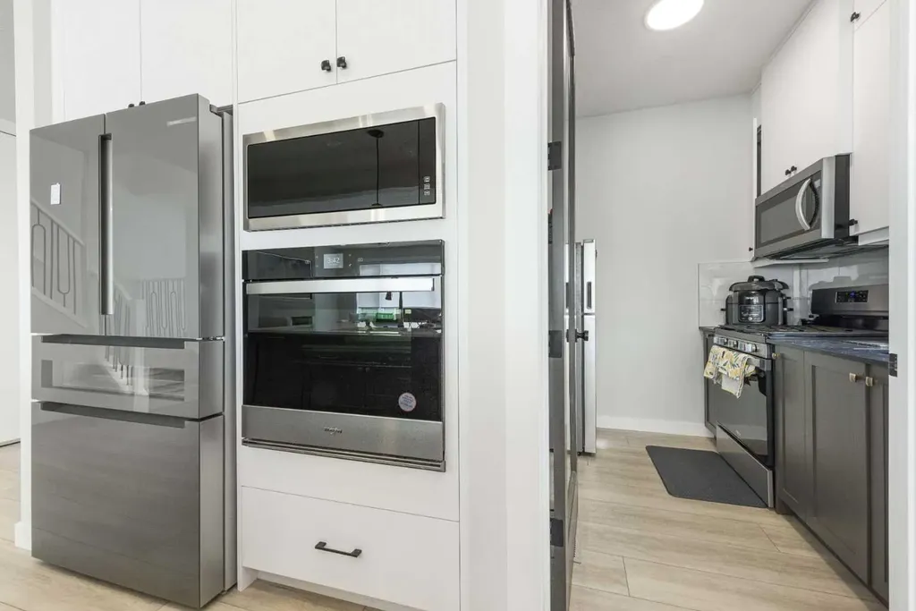 181 Amblehurst Rise NW Calgary AB T3P 2A1