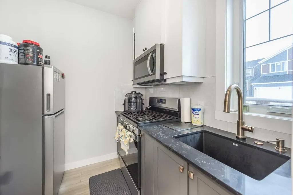 181 Amblehurst Rise NW Calgary AB T3P 2A1