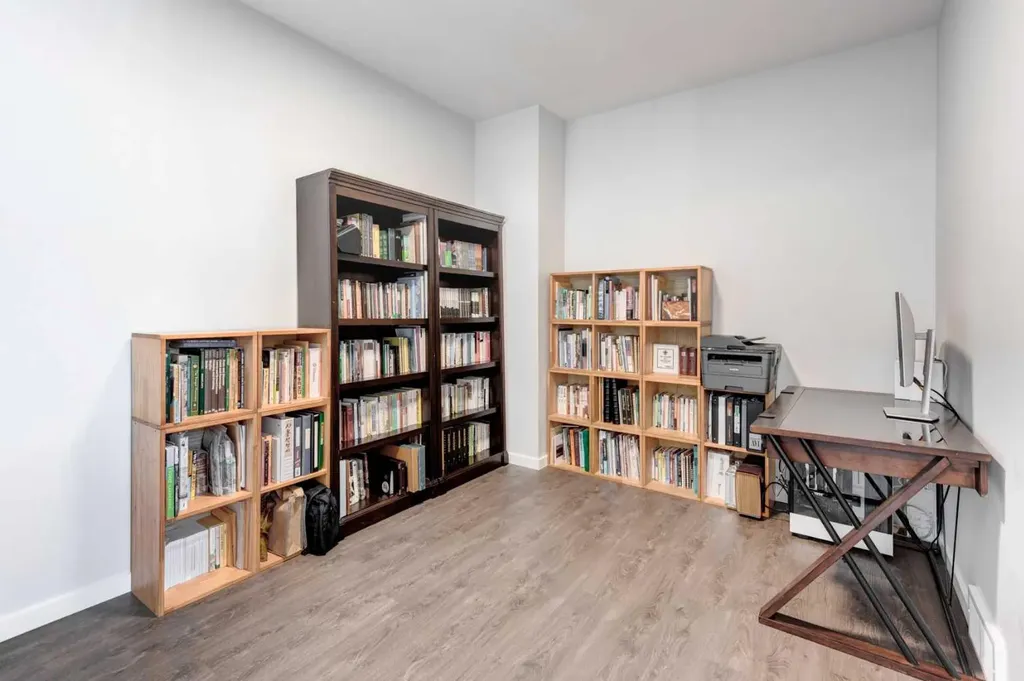 40 Verity Place SW Calgary AB T2Y 0S9