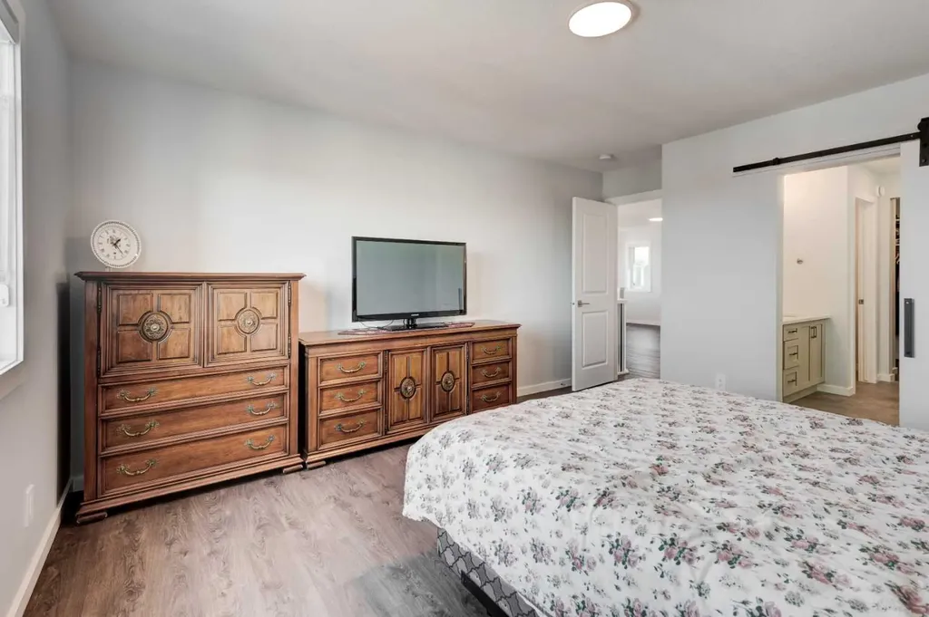 40 Verity Place SW Calgary AB T2Y 0S9