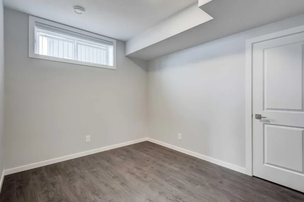 40 Verity Place SW Calgary AB T2Y 0S9