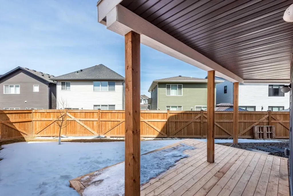 40 Verity Place SW Calgary AB T2Y 0S9