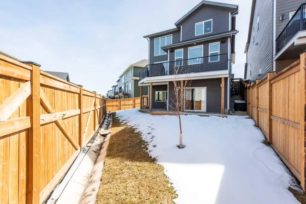 40 Verity Place SW Calgary AB T2Y 0S9