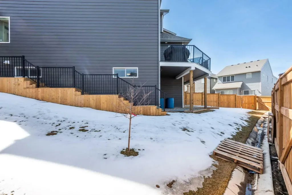 40 Verity Place SW Calgary AB T2Y 0S9