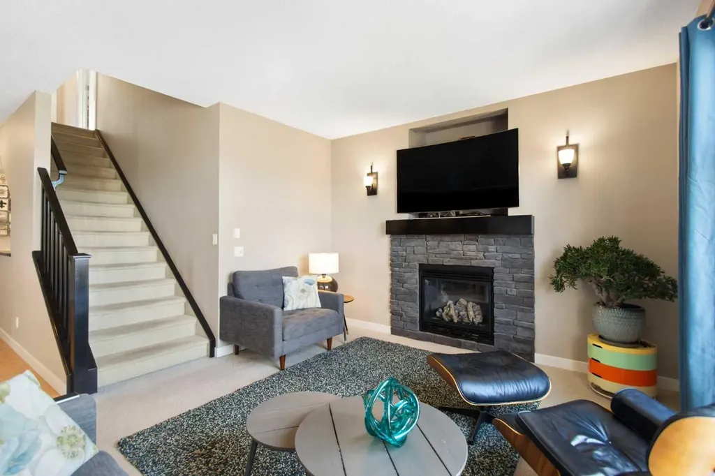 421 Mahogany Court SE Calgary AB T3M 0T7
