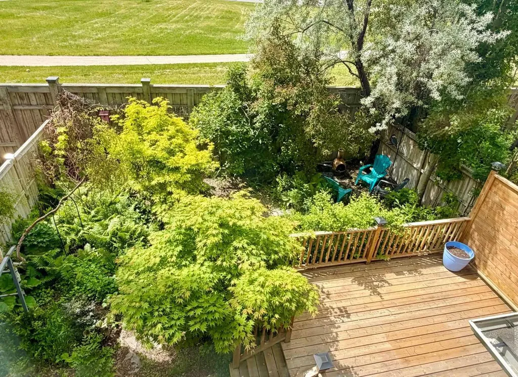 421 Mahogany Court SE Calgary AB T3M 0T7