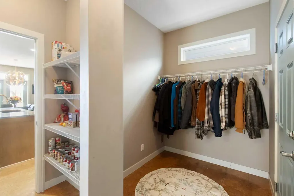 421 Mahogany Court SE Calgary AB T3M 0T7