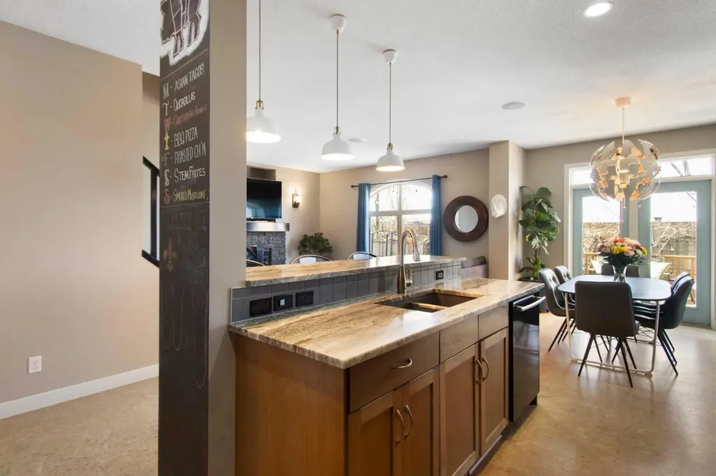 421 Mahogany Court SE Calgary AB T3M 0T7